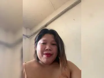 Bongacams Nude Webcam of ChubbyBabe31