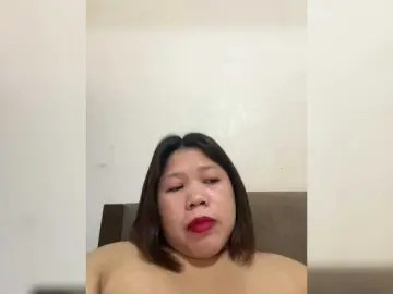 Bongacams Watch Live Sex Cams of ChubbyBabe31