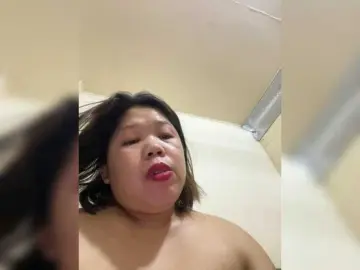 Bongacams Live Porn of ChubbyBabe31