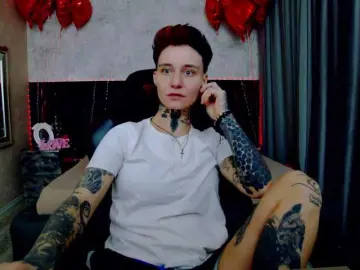 Bongacams Watch Live Sex Cams of KennysXX