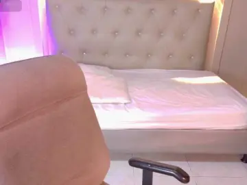 Bongacams Watch Live Sex Cams of chloe-rosse