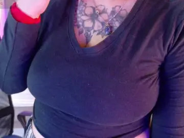 Bongacams Watch Live Sex Cams of chloe-rosse