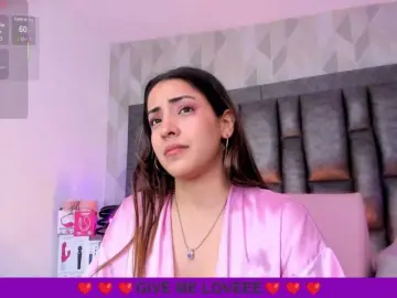 Bongacams Watch Live Sex Cams of BellaSaint