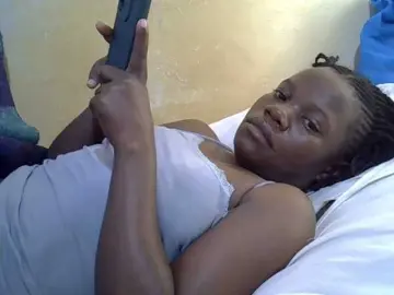 Bongacams Adult Webcam of Pretty-doll