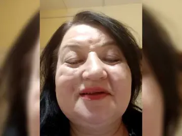 Bongacams Watch Live Sex Cams of SVETIKBOMBOCHKA