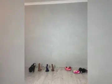 Bongacams Watch Live Sex Cams of SVETIKBOMBOCHKA