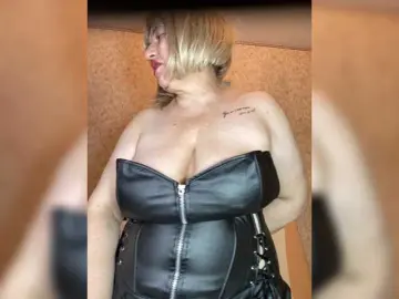 Bongacams Private Sex Chat of SVETIKBOMBOCHKA