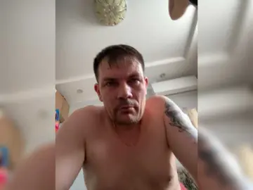 Bongacams Nude Webcam of Mad-Family