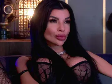 Bongacams Free Live Porn of EleniaDevons