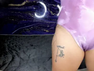 Bongacams Sex Cam of DirtyLadys69