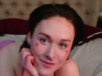 Bongacams Free Live Porn of LunaBacker