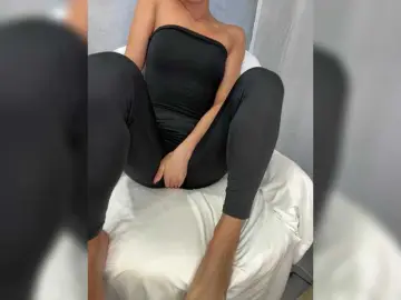 Bongacams Private Sex Chat of Viki-05