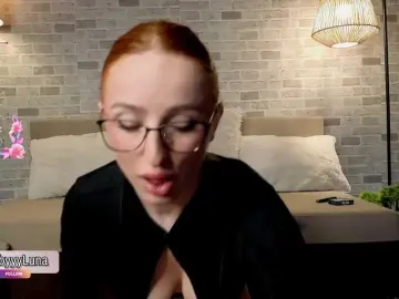 Bongacams Live Sex Cam of babyyyluna