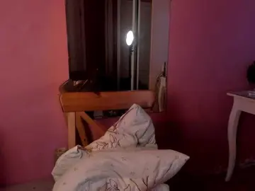 Bongacams Live Porn of CarolineLovers