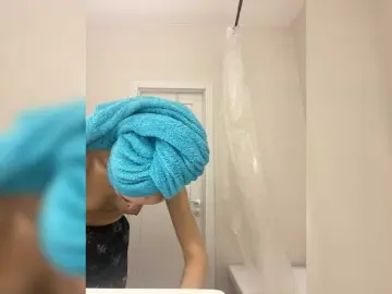 Bongacams Sex Chat of LinaTwins