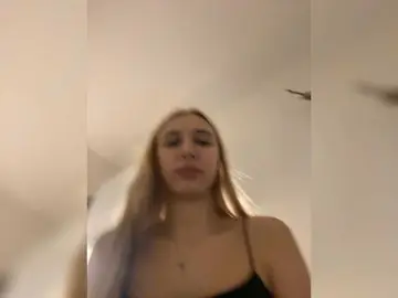 Bongacams Nude Webcam of LinaTwins