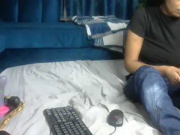 Bongacams Live Sex of Petitlexxi