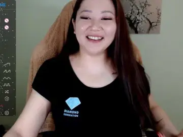 Bongacams Live Porn of LisaAsianFlower