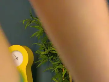 Bongacams Watch Live Sex Cams of Tiny-Tease