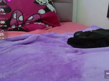 Bongacams Private Sex Chat of Hellen-star