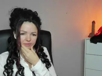 Bongacams Watch Live Sex Cams of Mollybrunett