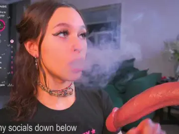 Bongacams Watch Live Sex Cams of Karoline-Neuer