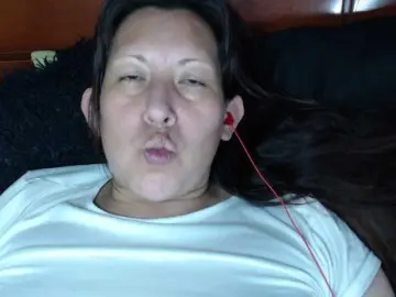 Bongacams Watch Live Sex Cams of evatoms