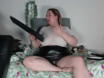 Bongacams Private Sex Chat of titanic-tits