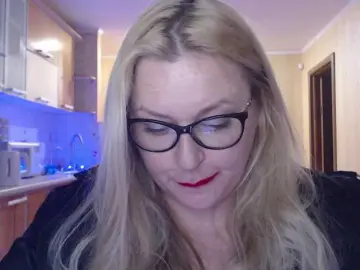 Bongacams Best live sex cam show of WifeyNusha