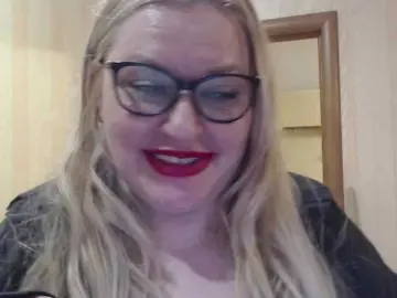 Bongacams Best live sex cam show of WifeyNusha