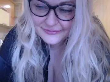Bongacams Watch Live Sex Cams of WifeyNusha