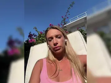 Bongacams Nude Webcam of merrybaby