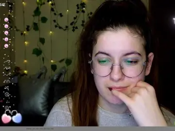 Bongacams Nude Webcam of AminaBeatris13