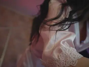 Bongacams Watch Live Sex Cams of kimmblaze