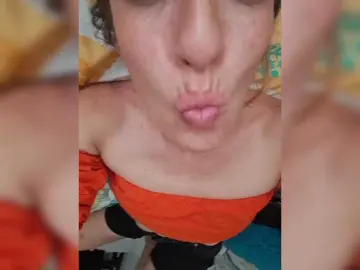 Bongacams Adult Webcams of CurlyHanna