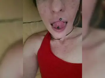 Bongacams Free Live Porn of CurlyHanna