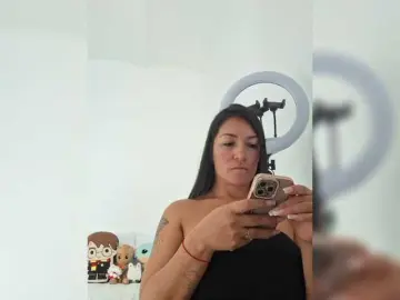 Bongacams Sex Cam of natylusexy
