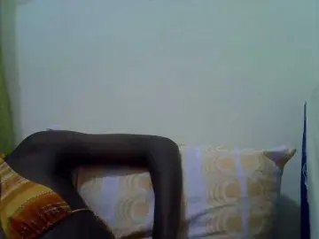 Bongacams Live Sex Cam of Cutteyslim9