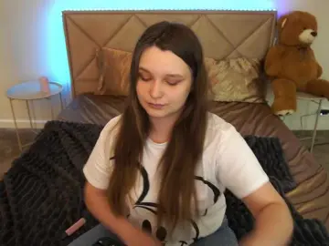 Bongacams Free Live Porn of MagikPeachh