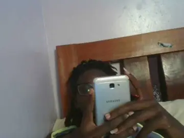 Bongacams Watch Live Sex Cams of SweetAryy