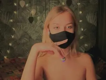 Bongacams Live Sex Cam of Meeeeow