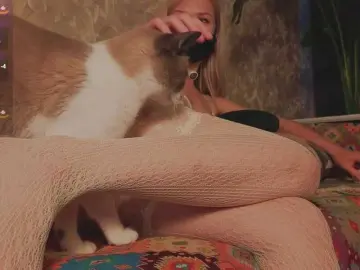 Bongacams Free Live Porn of Meeeeow