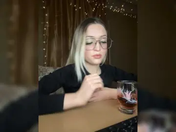 Bongacams Adult Video Chat of FoxyLina