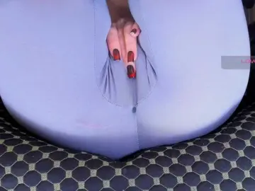 Bongacams Sex Cam of Kira-Kell