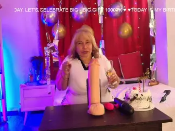 Bongacams Nude Webcam of girl-amada