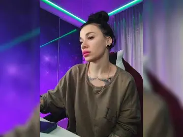 Bongacams Sex Cam of MaidenCrystal