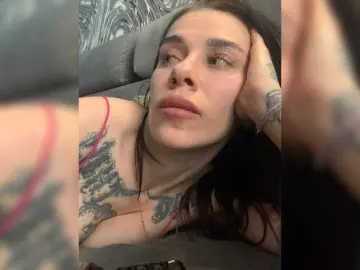 Bongacams Live Porn of MaidenCrystal