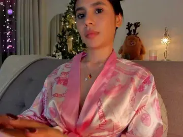 Bongacams Sex Cam of TinyRouse