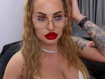 Bongacams Watch Live Sex Cams of lovelyblondyx