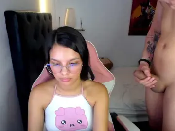 Bongacams Adult Webcam of room-kitty